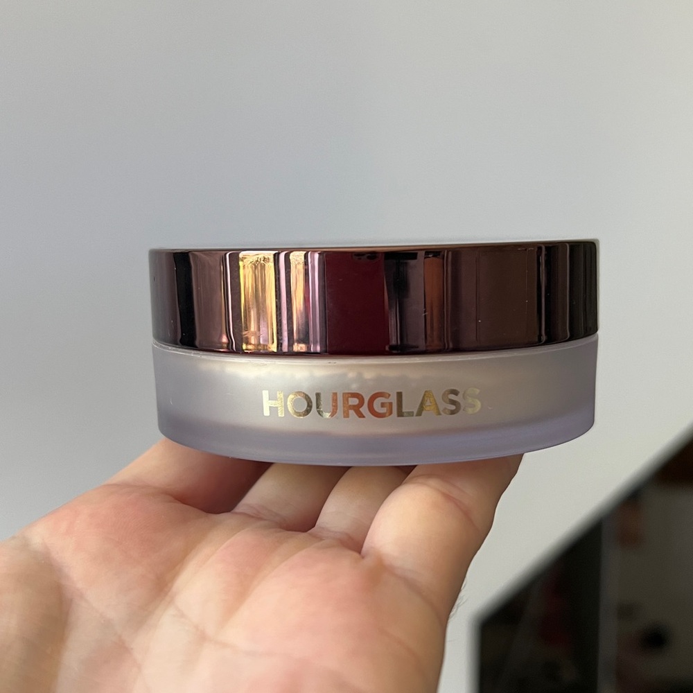 Hourglass Translucent Setting Powder